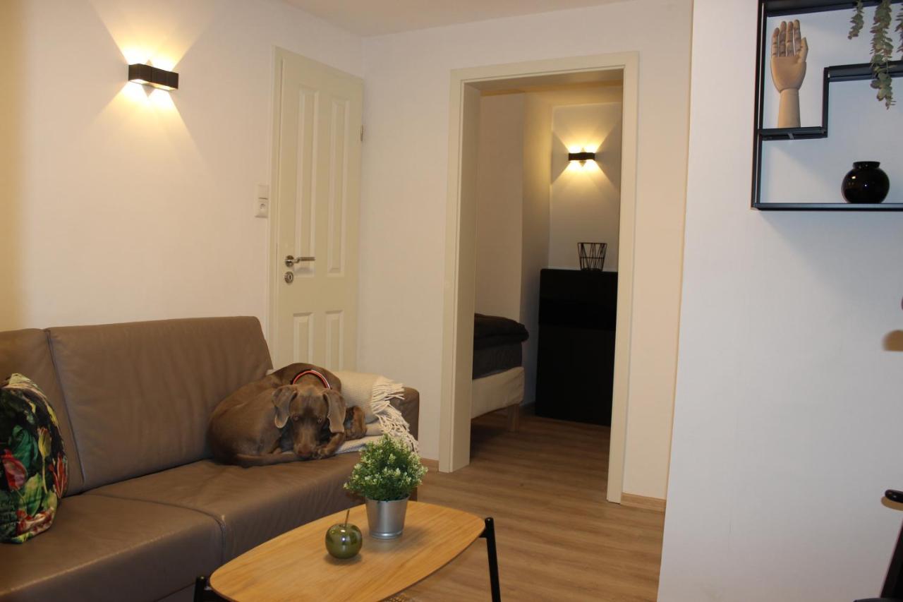 Kleine Souterrain Wohnung Naehe Hamburg Ной Вулмсторф Екстериор снимка